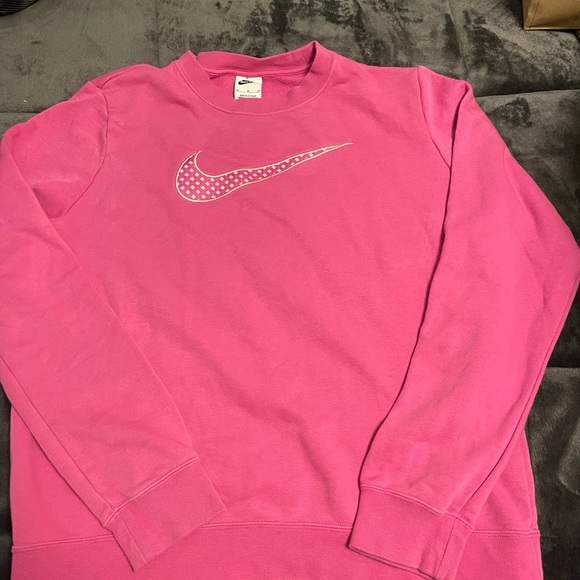 Nike Fuchsia Crewneck Sweatshirt - Picture 1 of 2